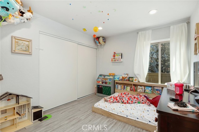 Detail Gallery Image 9 of 18 For 1345 Cabrillo Park #N04,  Santa Ana,  CA 92701 - 2 Beds | 2 Baths