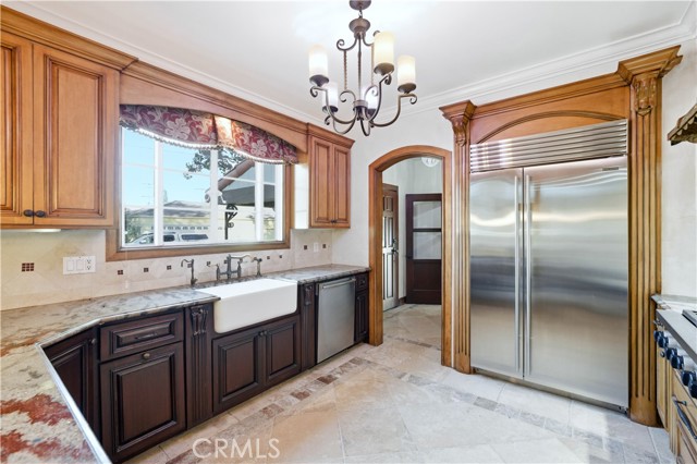 Detail Gallery Image 19 of 59 For 790 Santiago, Long Beach,  CA 90804 - 4 Beds | 4 Baths