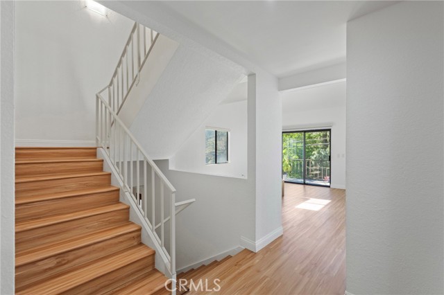 Detail Gallery Image 20 of 46 For 1832 Redcliff St, Los Angeles,  CA 90026 - 3 Beds | 3 Baths