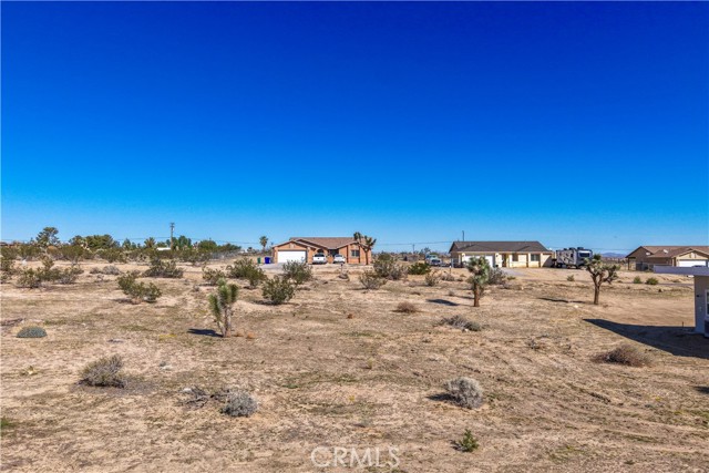 Detail Gallery Image 10 of 12 For 62439 Crestview Dr, Joshua Tree,  CA 92252 - – Beds | – Baths