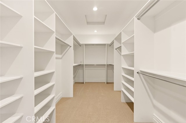 Detail Gallery Image 37 of 74 For 113 S Herrin, Manhattan Beach,  CA 90266 - 5 Beds | 4/1 Baths