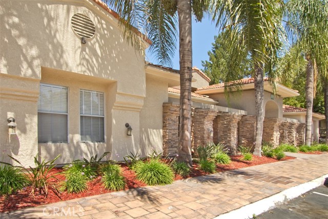 Detail Gallery Image 30 of 39 For 2045 Las Colinas Cir #103,  Corona,  CA 92879 - 1 Beds | 1 Baths