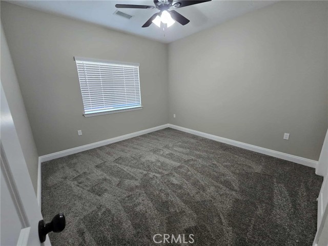 12358 Sioux Court, Apple Valley CA: https://media.crmls.org/medias/0faf76be-015a-4a2b-9c86-90b526ad2abe.jpg