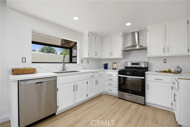1348 Sandia Street, Corona CA: https://media.crmls.org/medias/0fb1e7a7-7723-4a88-9f5f-7bc7879b85e4.jpg