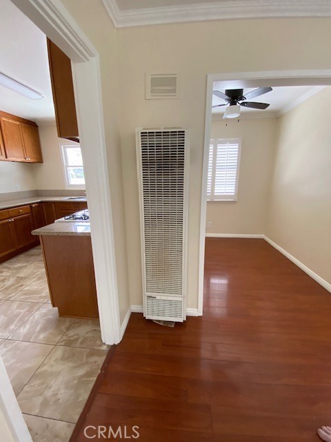 Detail Gallery Image 5 of 17 For 722 W Palmyra Ave, Orange,  CA 92868 - 2 Beds | 1 Baths