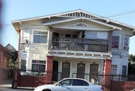 1038 W 21st Street, Los Angeles CA: https://media.crmls.org/medias/0fb2d649-3025-43b8-bb4a-02fcd5717f81.jpg