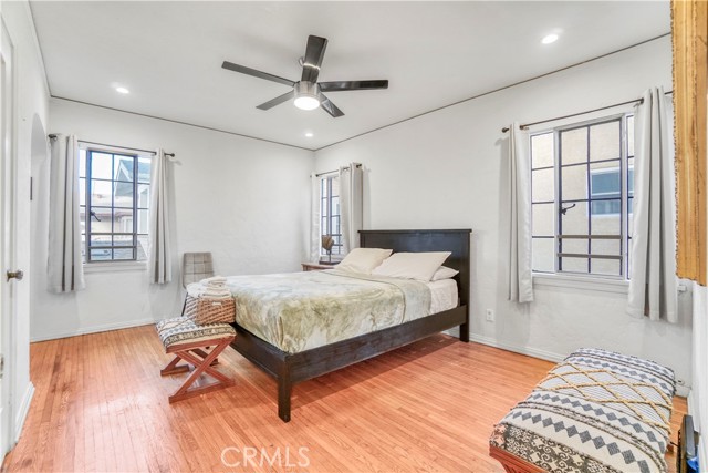 102 Bonito Avenue, Long Beach CA: https://media.crmls.org/medias/0fb33a54-13f8-44a9-ba60-0276b31ac1ba.jpg