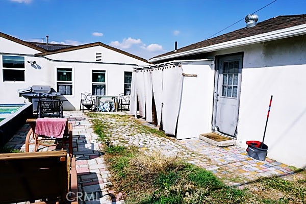garage unit entrance