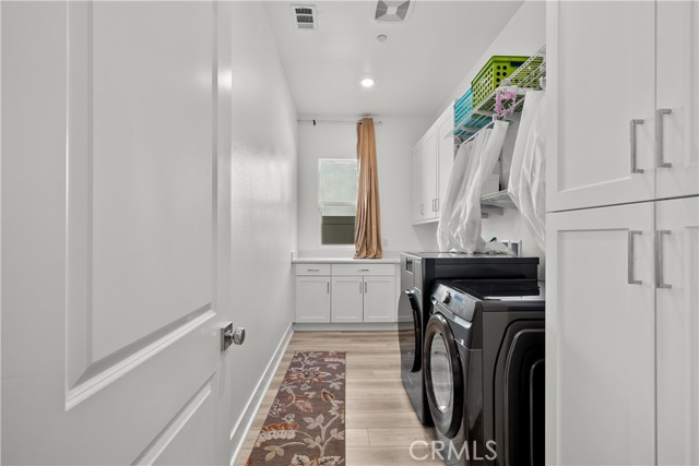 Detail Gallery Image 35 of 51 For 24513 via Sendero, Valencia,  CA 91354 - 3 Beds | 3/1 Baths