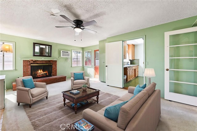 Detail Gallery Image 11 of 41 For 613 Princeton Cir, Fullerton,  CA 92831 - 3 Beds | 2 Baths