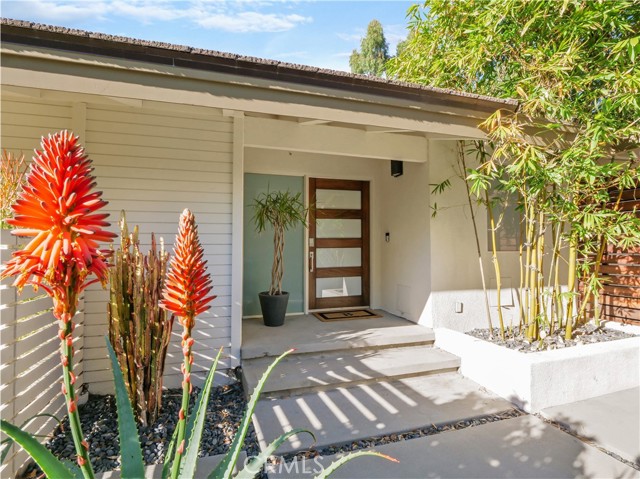 15 Dorado Place, Rolling Hills Estates, California 90274, 4 Bedrooms Bedrooms, ,2 BathroomsBathrooms,Residential,Sold,Dorado,SB22016341