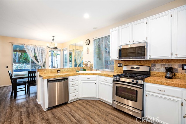 Detail Gallery Image 13 of 30 For 4441 Foxrun Dr, Chino Hills,  CA 91709 - 3 Beds | 2/1 Baths
