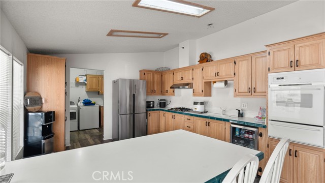34860 De Los Court, Wildomar CA: https://media.crmls.org/medias/0fb5578c-0bb4-4718-b867-d9dbc78d3d08.jpg