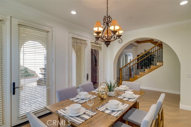 Detail Gallery Image 13 of 74 For 3406 Whispering Glen Ct, Simi Valley,  CA 93065 - 5 Beds | 4/1 Baths