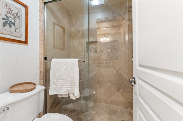 Detail Gallery Image 14 of 27 For 362 Villa Point, Newport Beach,  CA 92660 - 2 Beds | 2 Baths