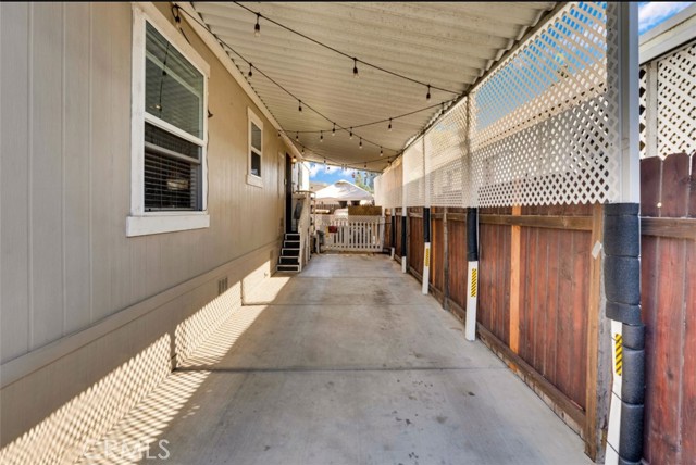 Detail Gallery Image 5 of 22 For 12700 Elliott Ave #219,  El Monte,  CA 91732 - 3 Beds | 2 Baths