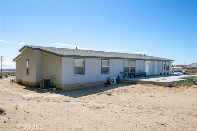 Detail Gallery Image 7 of 28 For 16265 Koch St, Mojave,  CA 93501 - 4 Beds | 2/1 Baths