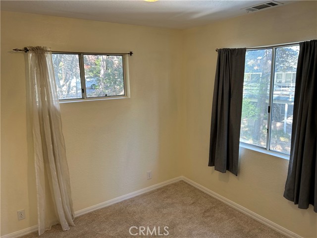 Detail Gallery Image 14 of 34 For 32782 Encina Dr, Arrowbear,  CA 92382 - 2 Beds | 1/1 Baths