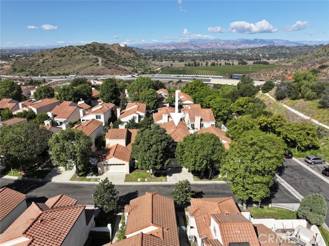 Detail Gallery Image 34 of 42 For 852 Vista Arriago, Camarillo,  CA 93012 - 3 Beds | 2/1 Baths