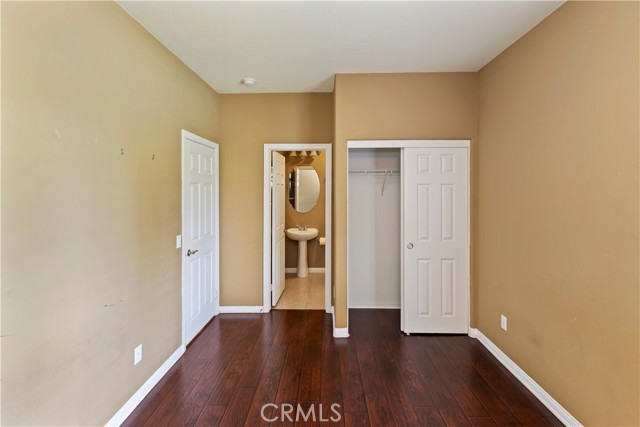 16183 Village Meadow Drive, Riverside CA: https://media.crmls.org/medias/0fb98eb9-de0b-4a48-862f-040194d4ca13.jpg