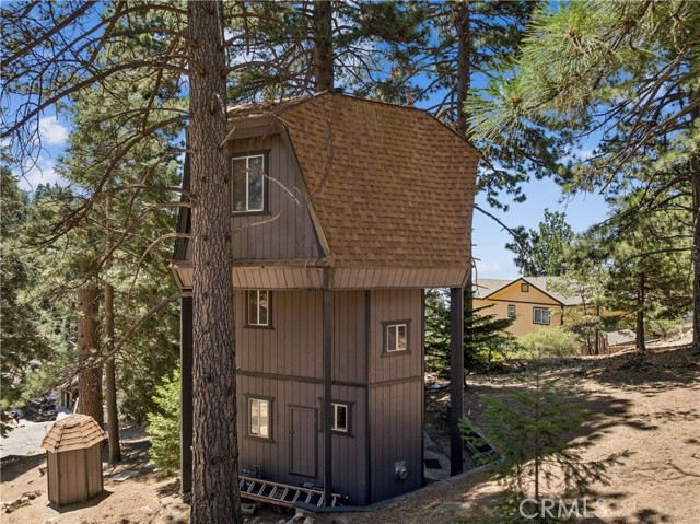 31438 Easy Street, Running Springs, CA 92382
