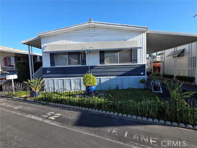 Front Image Thumbnail for CRDW26064710