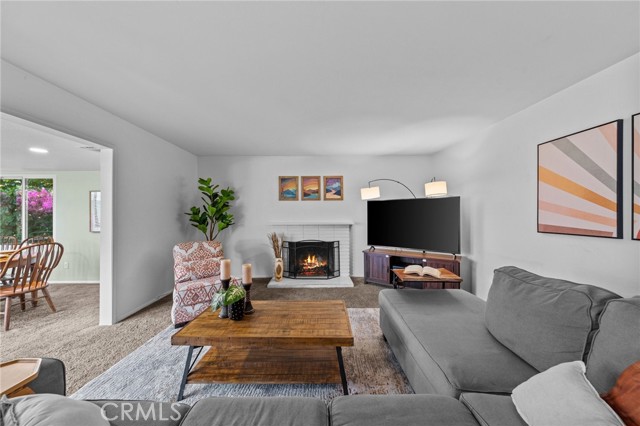 222 Phlox Avenue, Redlands CA: https://media.crmls.org/medias/0fba2fd7-262b-401d-8118-9e8c64ca0af7.jpg