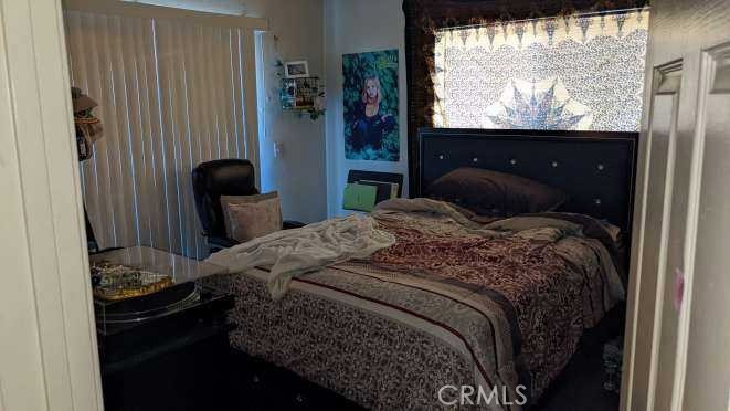https://media.crmls.org/medias/0fbaa641-0961-4c58-9489-a4d125adc638.jpg?preset=X-Large