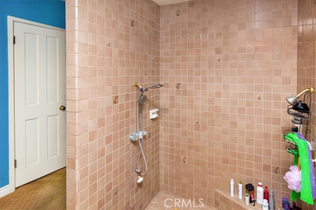 Detail Gallery Image 19 of 56 For 8547 Amestoy, –,  CA 91325 - 5 Beds | 4 Baths