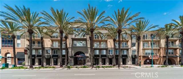 Detail Gallery Image 1 of 29 For 1801 E Katella Ave #2132,  Anaheim,  CA 92805 - 1 Beds | 1 Baths