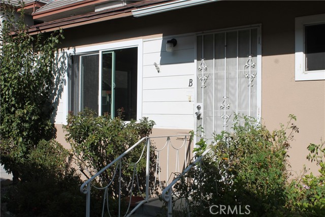 Detail Gallery Image 2 of 2 For 445 E Providencia Ave, Burbank,  CA 91501 - 1 Beds | 1 Baths