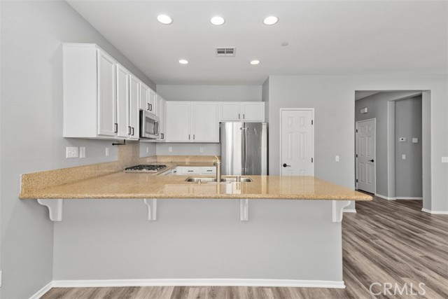 96 Luna Avenue, Beaumont CA: https://media.crmls.org/medias/0fbf786d-e712-42ec-bcb2-f6ac928ae1f1.jpg