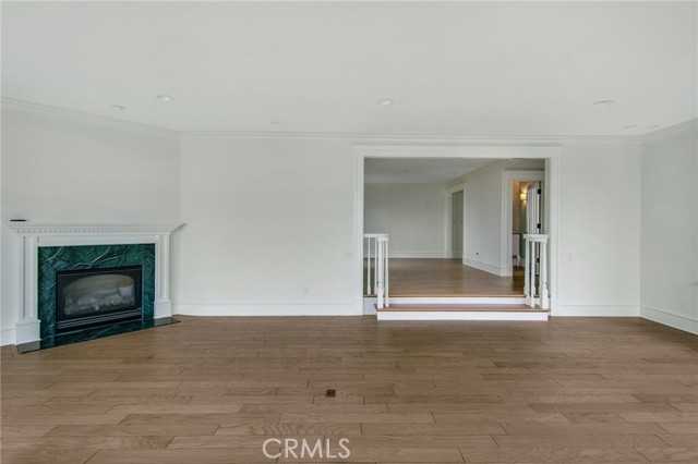 Detail Gallery Image 10 of 48 For 2163 Crestview Dr, Laguna Beach,  CA 92651 - 3 Beds | 2/1 Baths