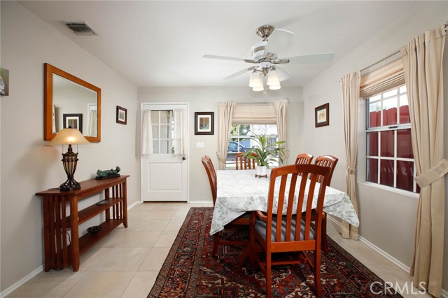Detail Gallery Image 5 of 32 For 8630 Forsythe St, Sunland,  CA 91040 - 3 Beds | 2 Baths
