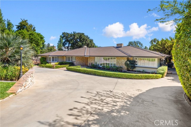 840 W Orange Grove Avenue, Arcadia CA: https://media.crmls.org/medias/0fbfdc6b-b46b-4872-891f-a76f3b3f5ec2.jpg