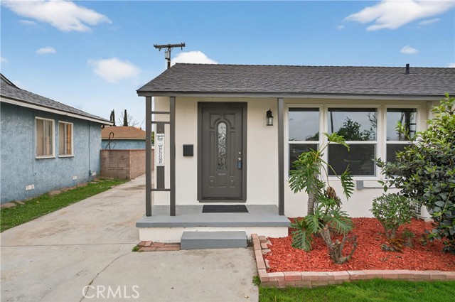 Detail Gallery Image 2 of 34 For 9602 Florpark, Pico Rivera,  CA 90660 - 3 Beds | 2 Baths