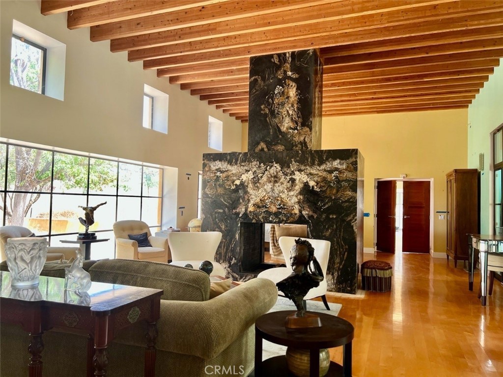 2770 Creston Ridge Lane
