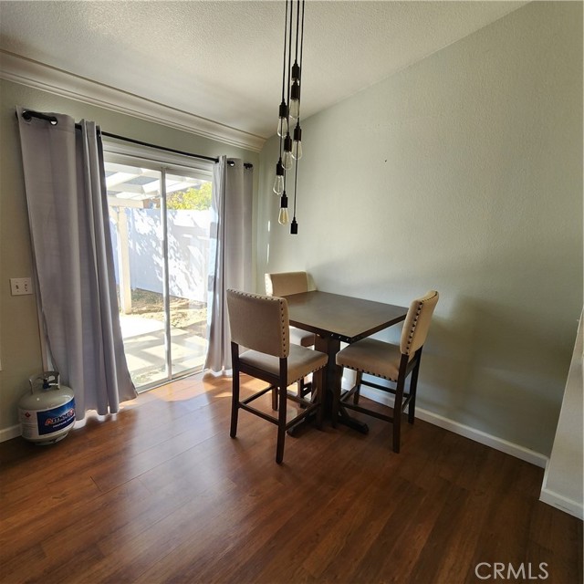 Detail Gallery Image 3 of 14 For 3754 Avondale St, Perris,  CA 92571 - 3 Beds | 2 Baths