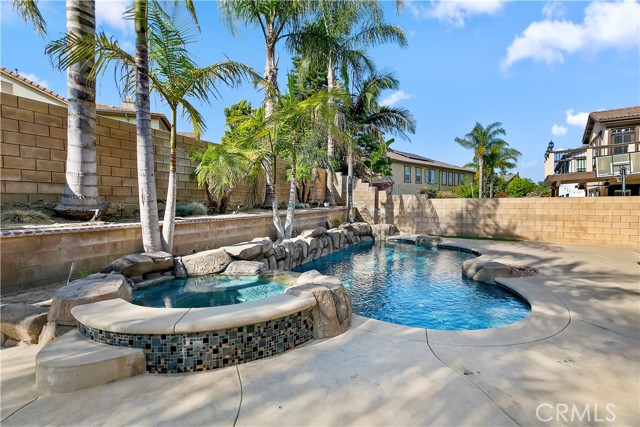 13744 Star Ruby Avenue, Eastvale CA: https://media.crmls.org/medias/0fc1c93c-2950-4aa7-8ef5-5d08f10511cf.jpg