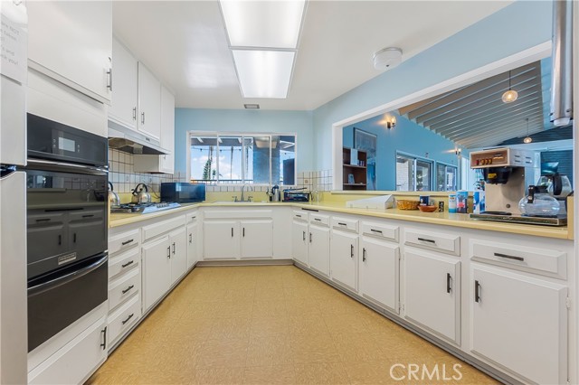 Detail Gallery Image 51 of 60 For 2550 Pacific Coast Hwy #207,  Torrance,  CA 90505 - 2 Beds | 2 Baths