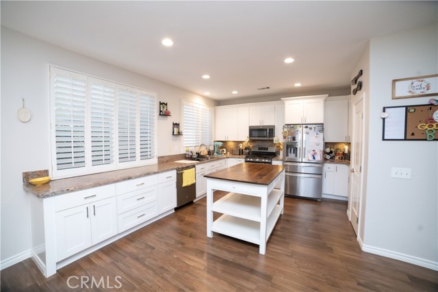 11776 Wickford Place, Yucaipa CA: https://media.crmls.org/medias/0fc2fd86-1229-4352-940c-8d03af8af8de.jpg