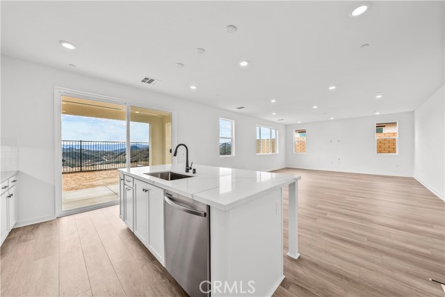 Detail Gallery Image 21 of 59 For 28908 Saddle Cir, Castaic,  CA 91384 - 4 Beds | 3 Baths