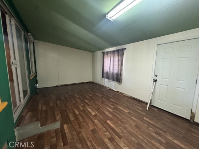 8146 Agnes, North Hollywood CA: https://media.crmls.org/medias/0fc3a011-98eb-4930-9b17-528e8b402680.jpg