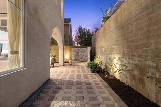 Detail Gallery Image 46 of 75 For 101 Newington, Irvine,  CA 92618 - 4 Beds | 3/1 Baths