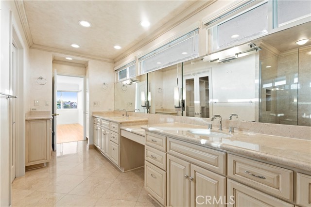 Detail Gallery Image 21 of 37 For 6528 Madeline Cove, Rancho Palos Verdes,  CA 90275 - 4 Beds | 2/1 Baths