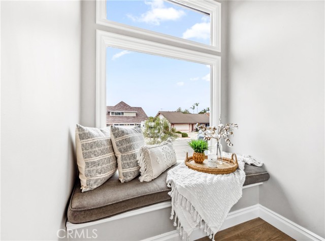 Detail Gallery Image 54 of 61 For 5522 Mossvale Cir, Huntington Beach,  CA 92649 - 4 Beds | 3 Baths