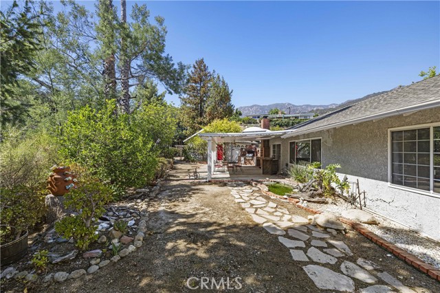Detail Gallery Image 36 of 53 For 2272 Colmena St, La Canada Flintridge,  CA 91011 - 4 Beds | 2 Baths