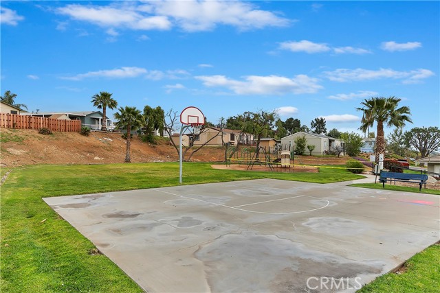 Detail Gallery Image 35 of 37 For 3700 Quartz Canyon Rd #93,  Riverside,  CA 92509 - 3 Beds | 2 Baths