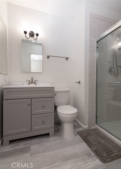 Detail Gallery Image 21 of 26 For 1241 Moncado Dr, Glendale,  CA 91207 - 3 Beds | 3 Baths