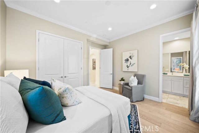 Detail Gallery Image 9 of 62 For 26 Lowland, Irvine,  CA 92602 - 5 Beds | 5/1 Baths